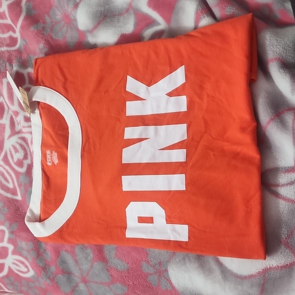 PINK victoria secret Tee - Picture 1 of 3